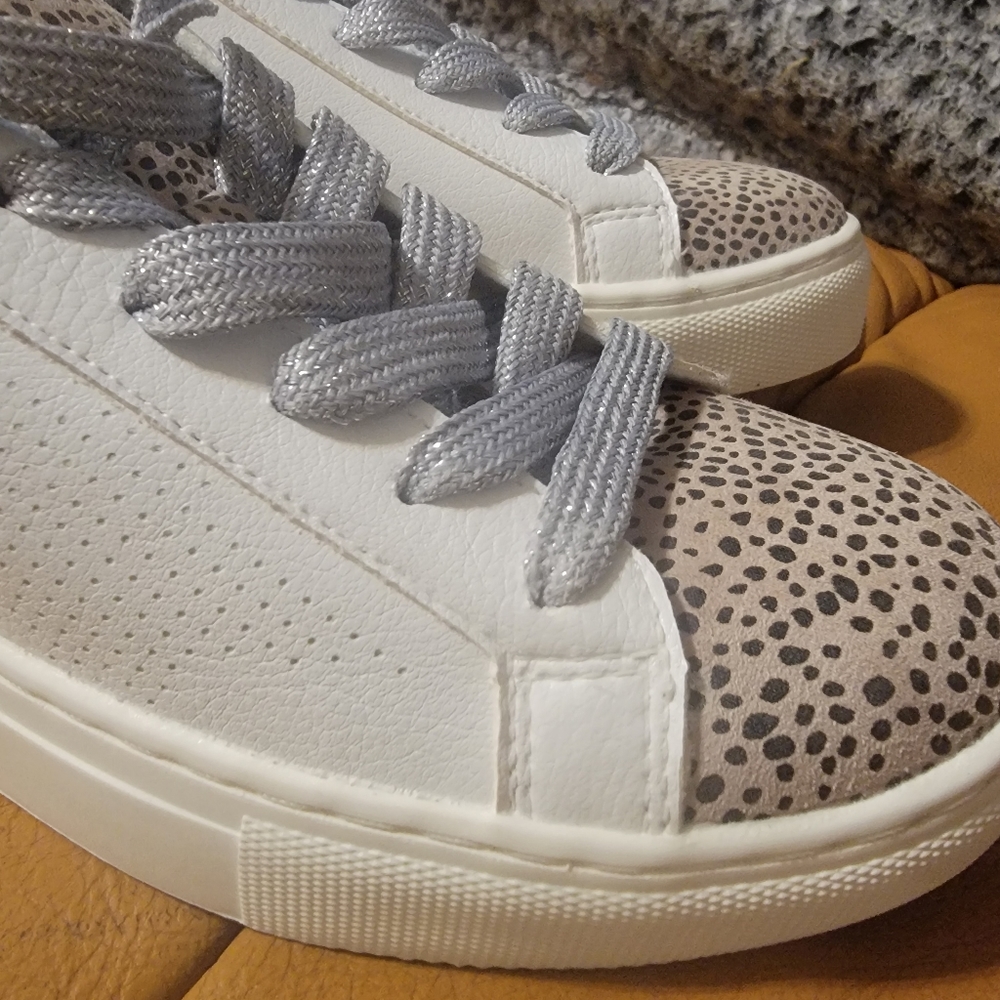 Universal thread shoes - Picture 8 of 8
